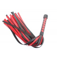 Черно-красная плеть с плетеной ромбовидной ручкой - 60 см. Черно-красная плеть с плетеной ромбовидной ручкой - 60 см.